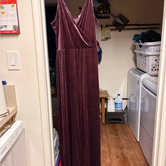 Eyeshadow Velvet Jumpsuit in Purple - Picture 3 of 8